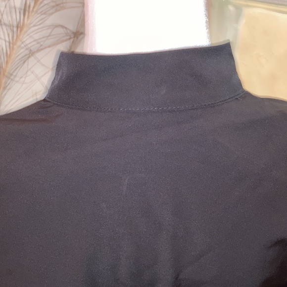 CLEARANCE!!!NEW w/Tags black & pearl windbreaker. This one is stunning!🥰♠️♠️ - Picture 10 of 17